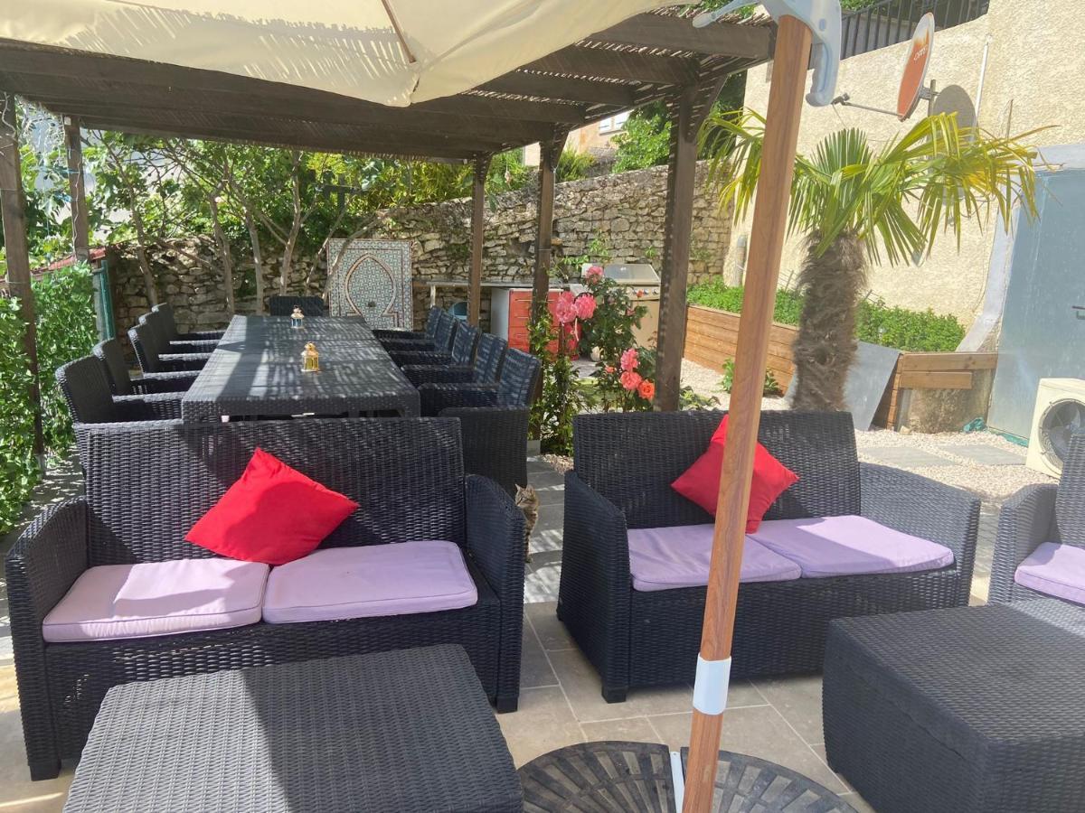 Magnifique Villa Avec Piscine Beaujolais Gleizé Kültér fotó